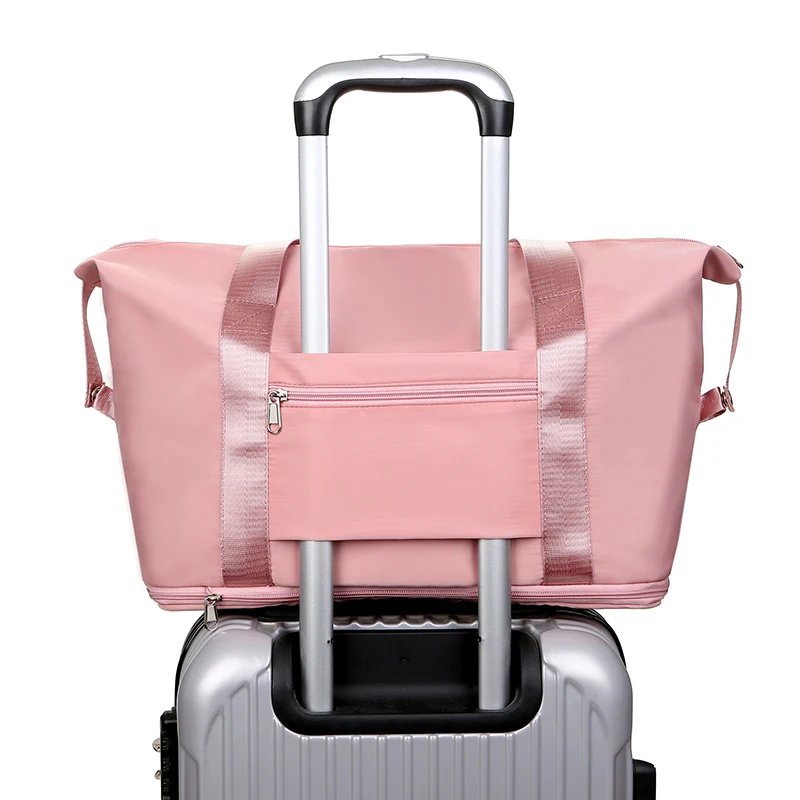 🧳 Extendable Large-Capacity Travel Duffle Bag 🧳 Extendable Large-Capacity Travel Duffle Bag