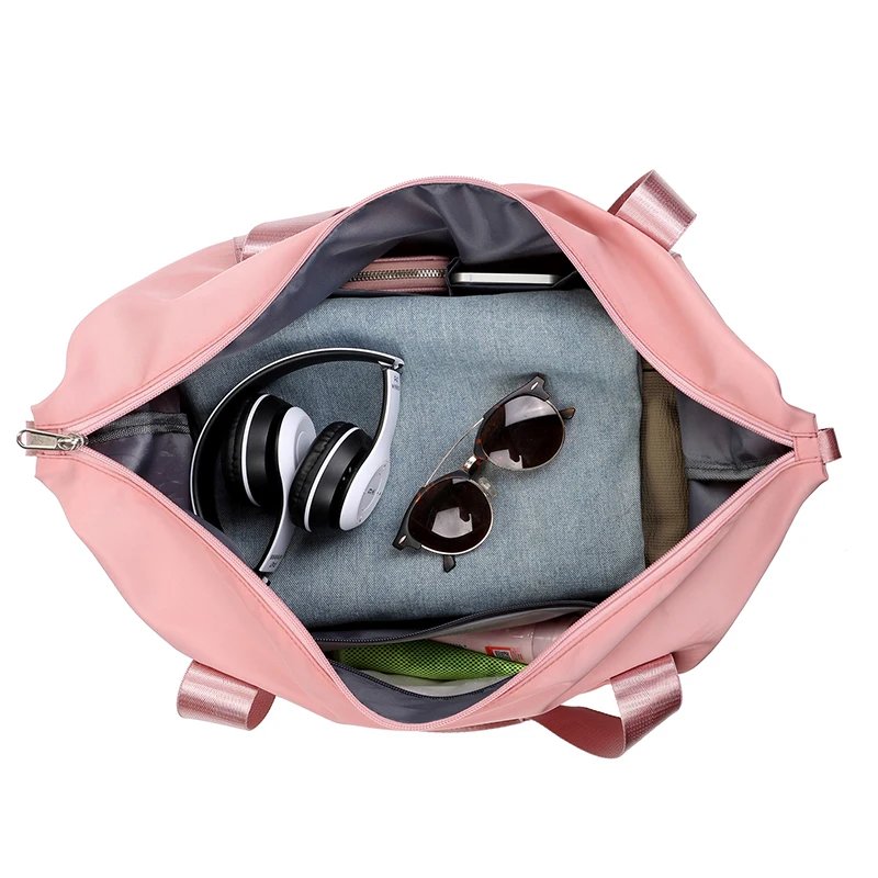 🧳 Extendable Large-Capacity Travel Duffle Bag 🧳 Extendable Large-Capacity Travel Duffle Bag