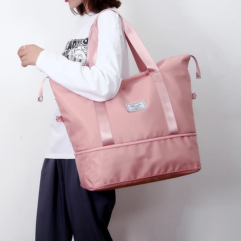 🧳 Extendable Large-Capacity Travel Duffle Bag 🧳 Extendable Large-Capacity Travel Duffle Bag