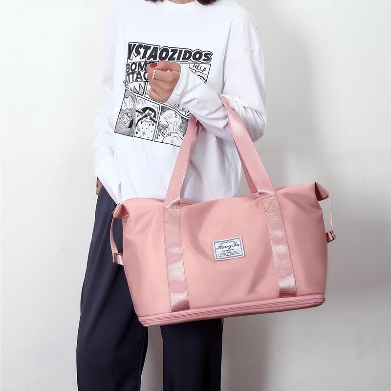 🧳 Extendable Large-Capacity Travel Duffle Bag 🧳 Extendable Large-Capacity Travel Duffle Bag