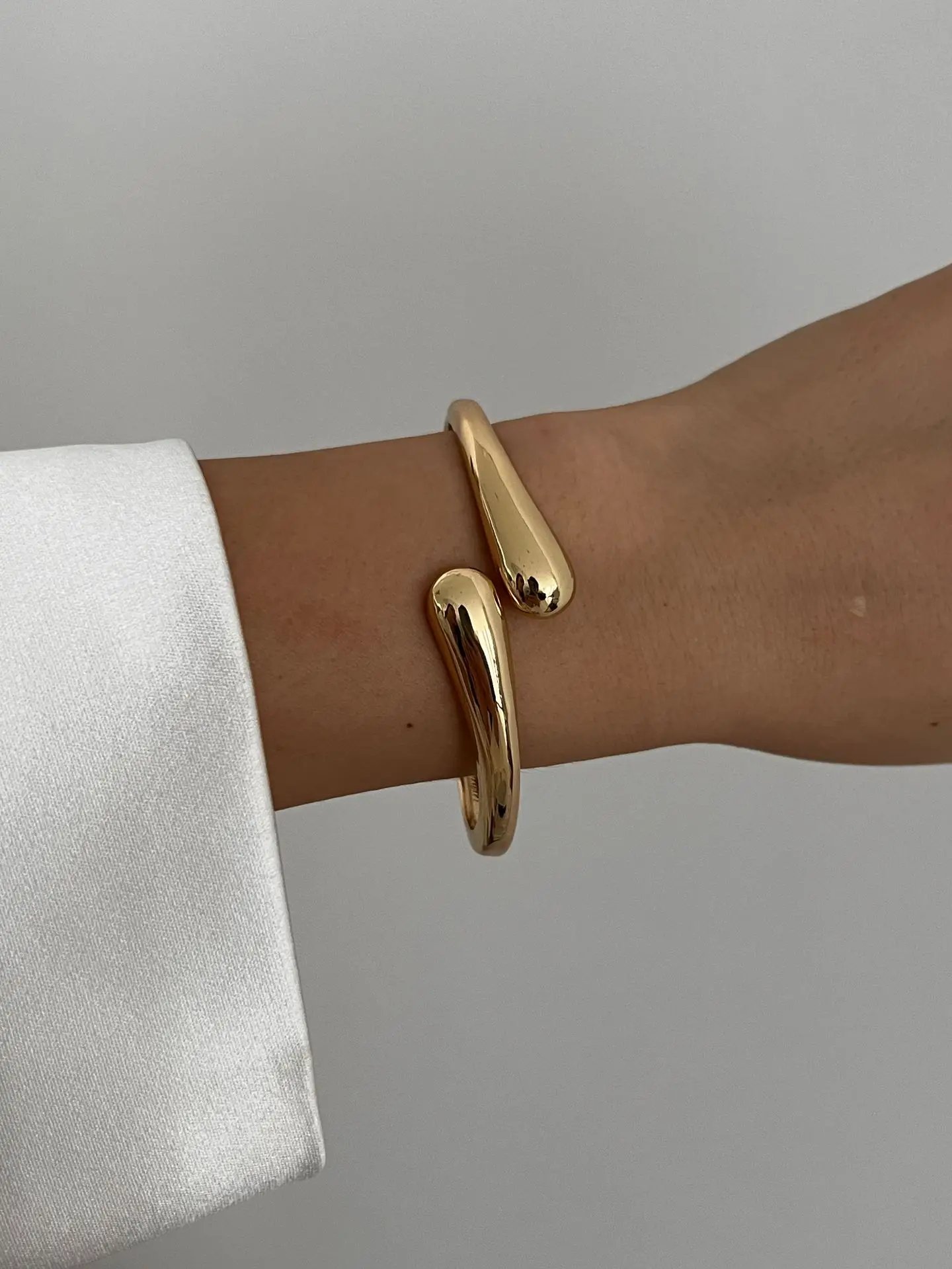 Vintage Hip-Hop Cuff Bracelet Vintage Hip-Hop Cuff Bracelet