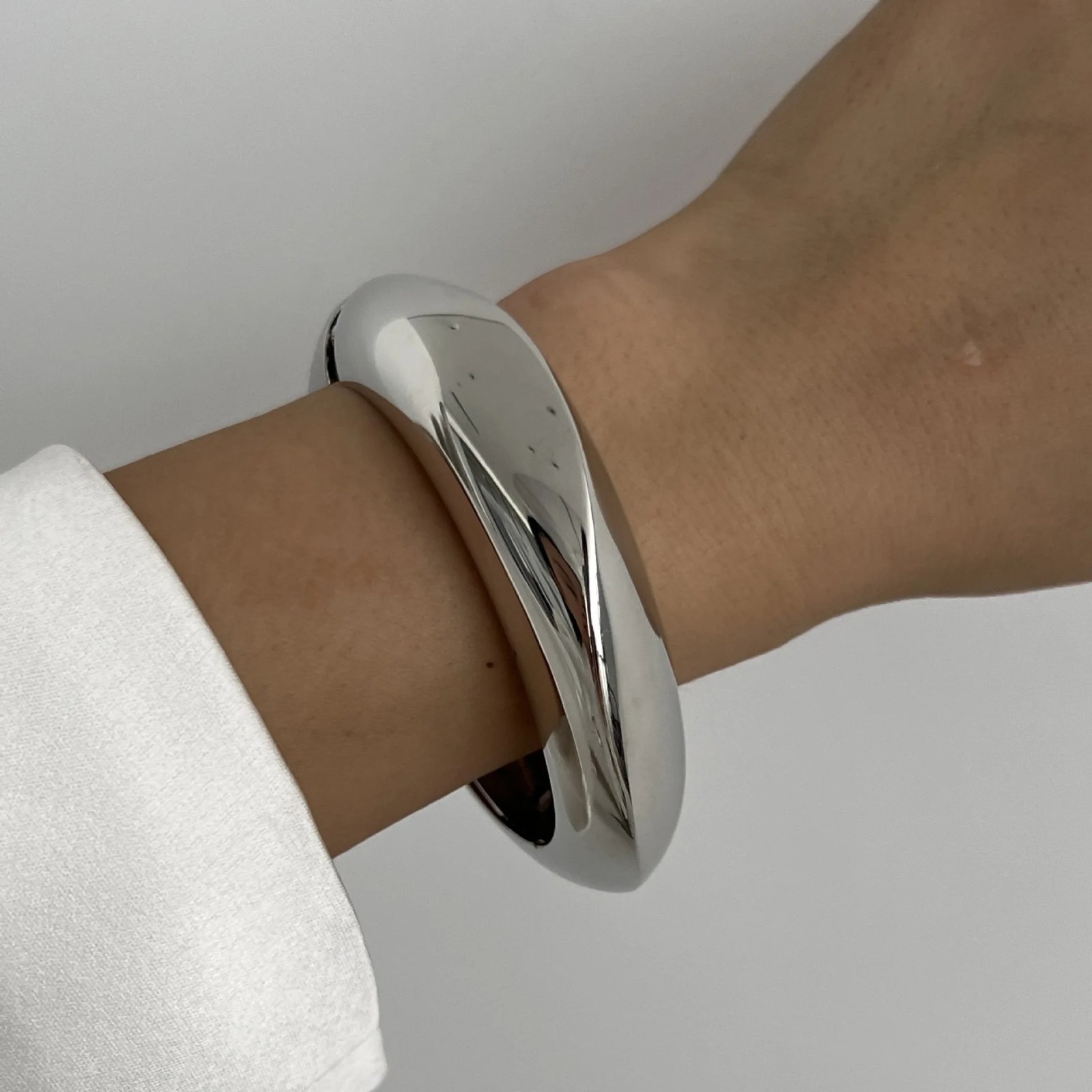 Vintage Hip-Hop Cuff Bracelet Vintage Hip-Hop Cuff Bracelet