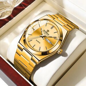Luxury Men's Stainless Steel Watch - Image 3