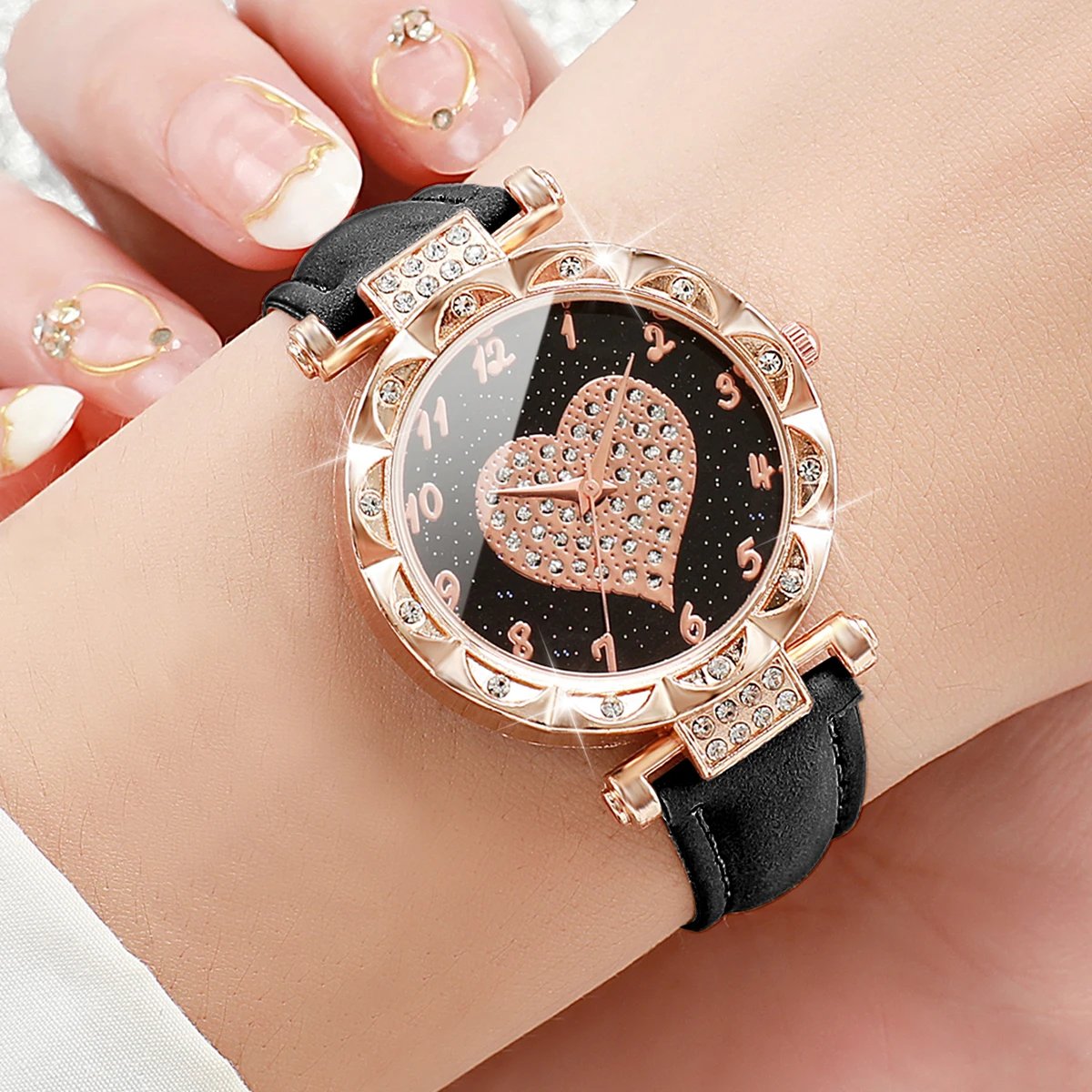 3PCS Women’s Fashion Rhinestone Heart Dial Quartz Watch Set 3PCS Women’s Fashion Rhinestone Heart Dial Quartz Watch Set