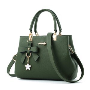 Elegant Women's Messenger Bag - Image 4