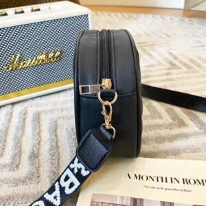 Fashion Women's Small Crossbody Bag - Image 3